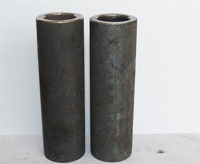 桦甸16<font style='color:red'>冷挤压</font>钢筋套筒